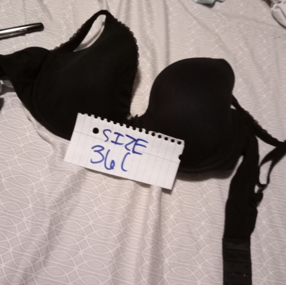 VS bra's - Picture 3 of 3